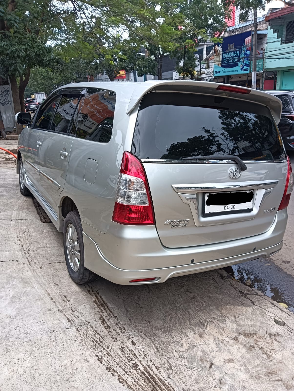 Toyota Innova 3